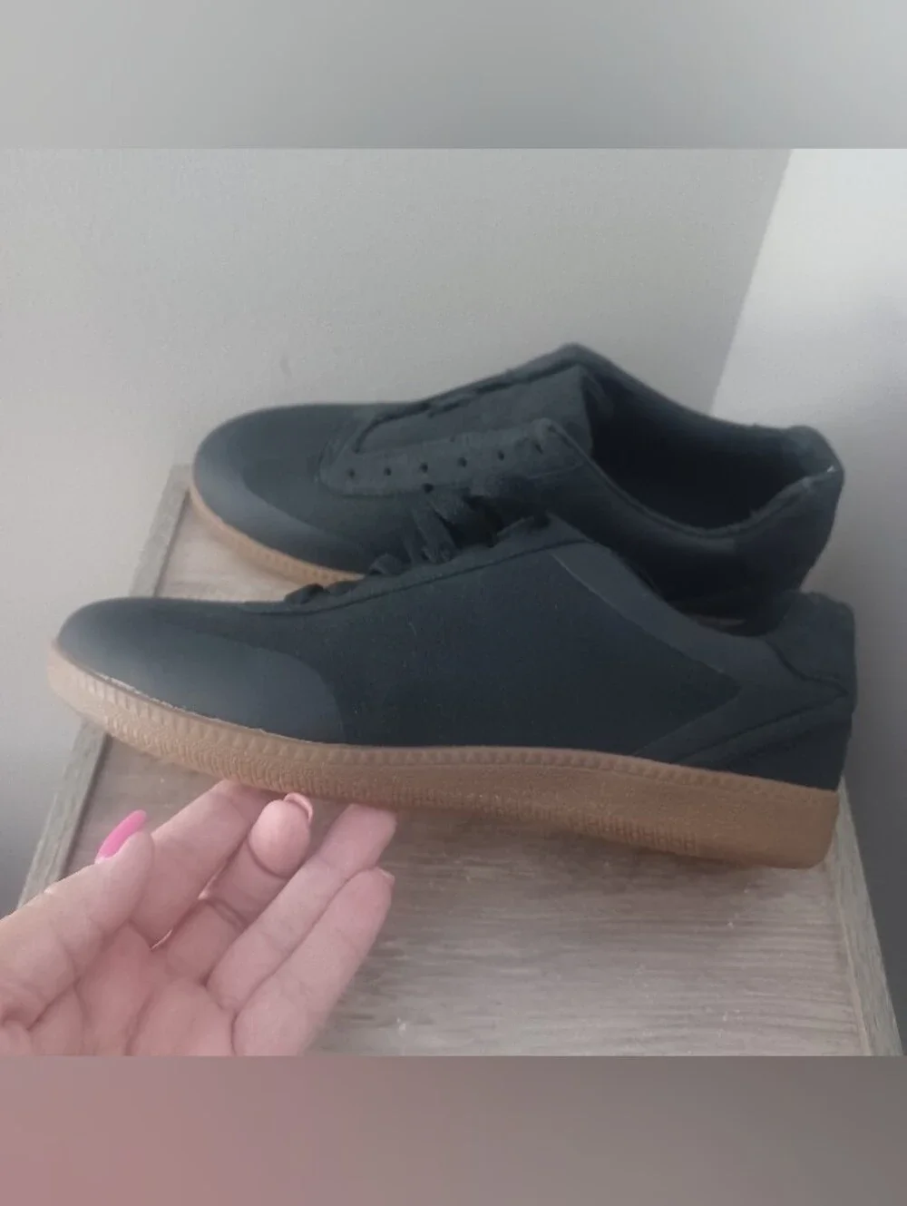 Asos Gum Sole Black Sneakers Men's Sz 7 Wmns Sz 8.5